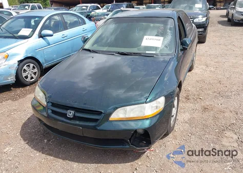2000 Honda Accord 2.3 Se z USA, uszkodzony, nr VIN 1HGCG5671YA090468